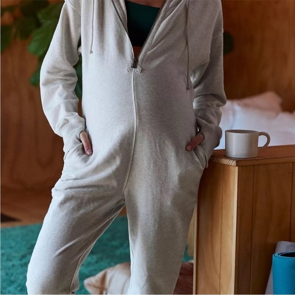 FP Movement X Hatch Maternity Warm Up Jumpsuit Heather Cozy Warm  NEW - Picture 3 of 7